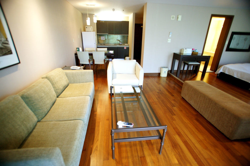 Lake Hills Jeju Resort Seogwipo Extérieur photo