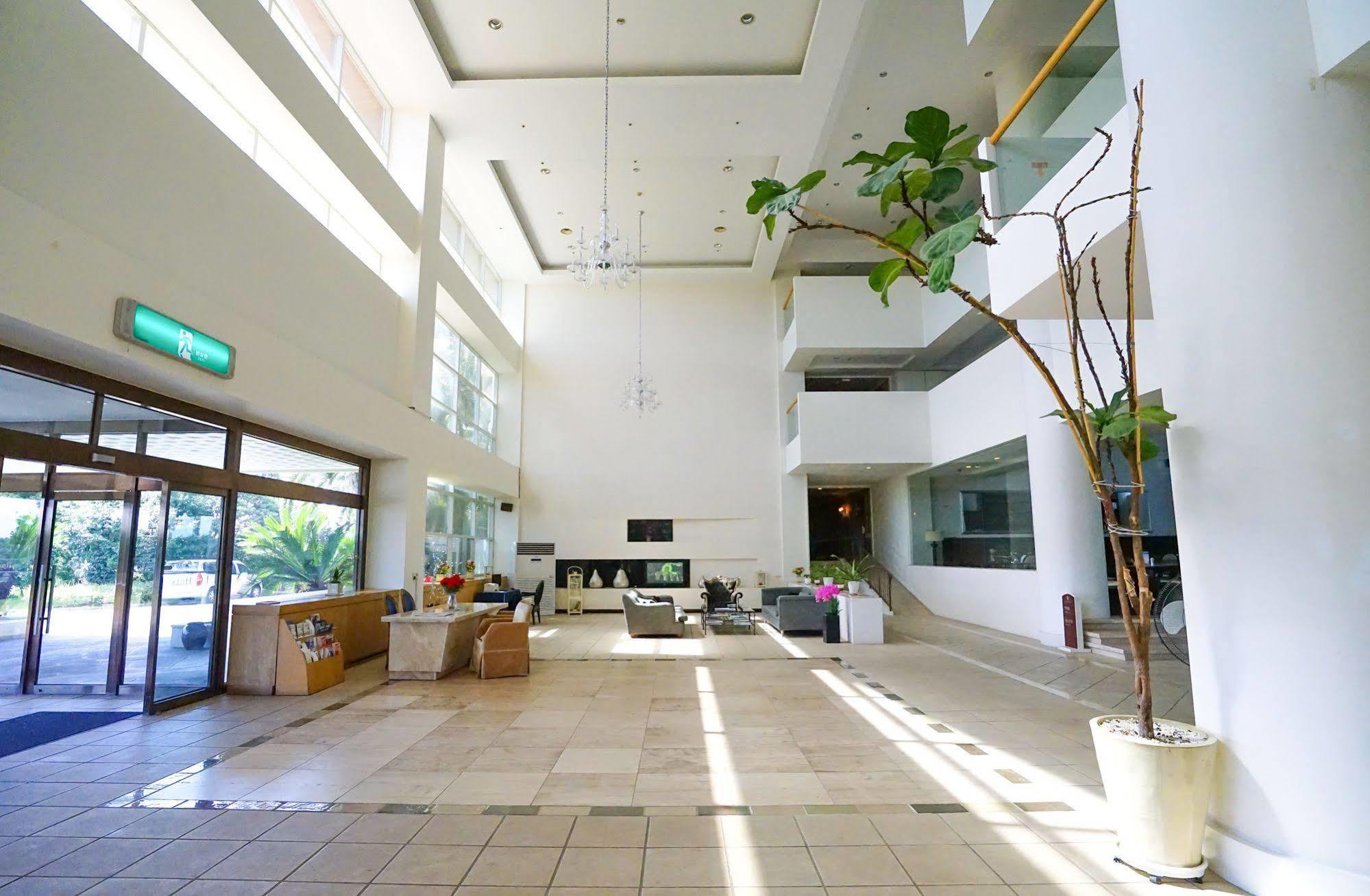 Lake Hills Jeju Resort Seogwipo Extérieur photo