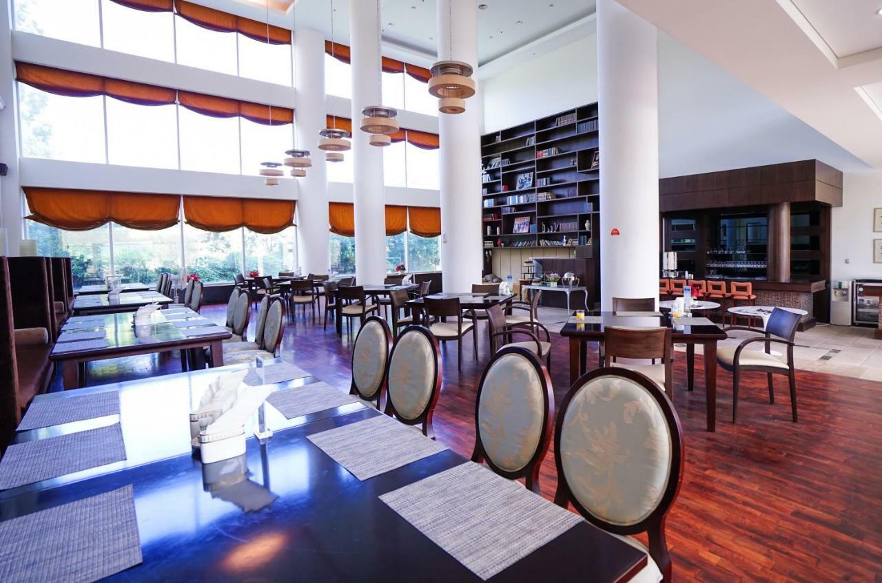 Lake Hills Jeju Resort Seogwipo Extérieur photo